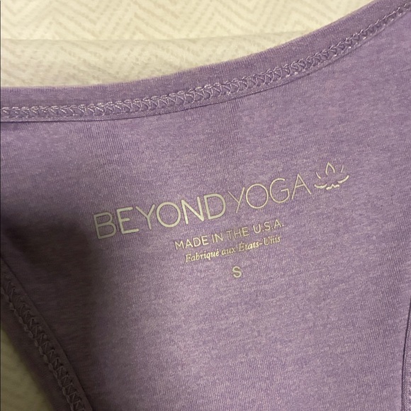 Beyond Yoga Lift Your Spirits Sports Bra (Small) - Picture 2 of 5